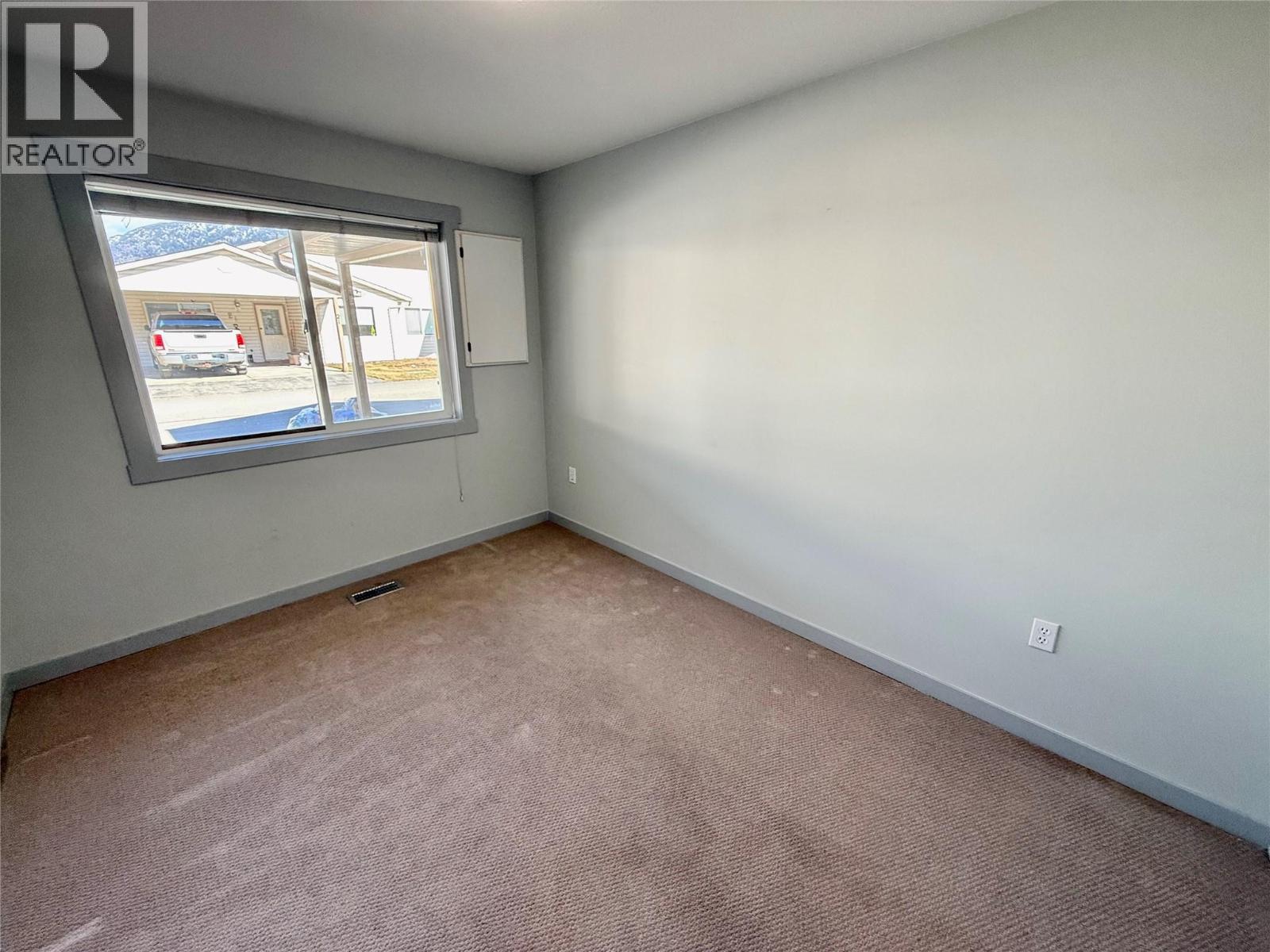 2210 Columbia Avenue Unit# 7, Castlegar