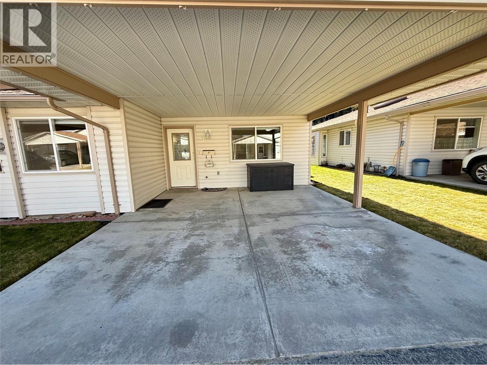 2210 Columbia Avenue Unit# 7, Castlegar