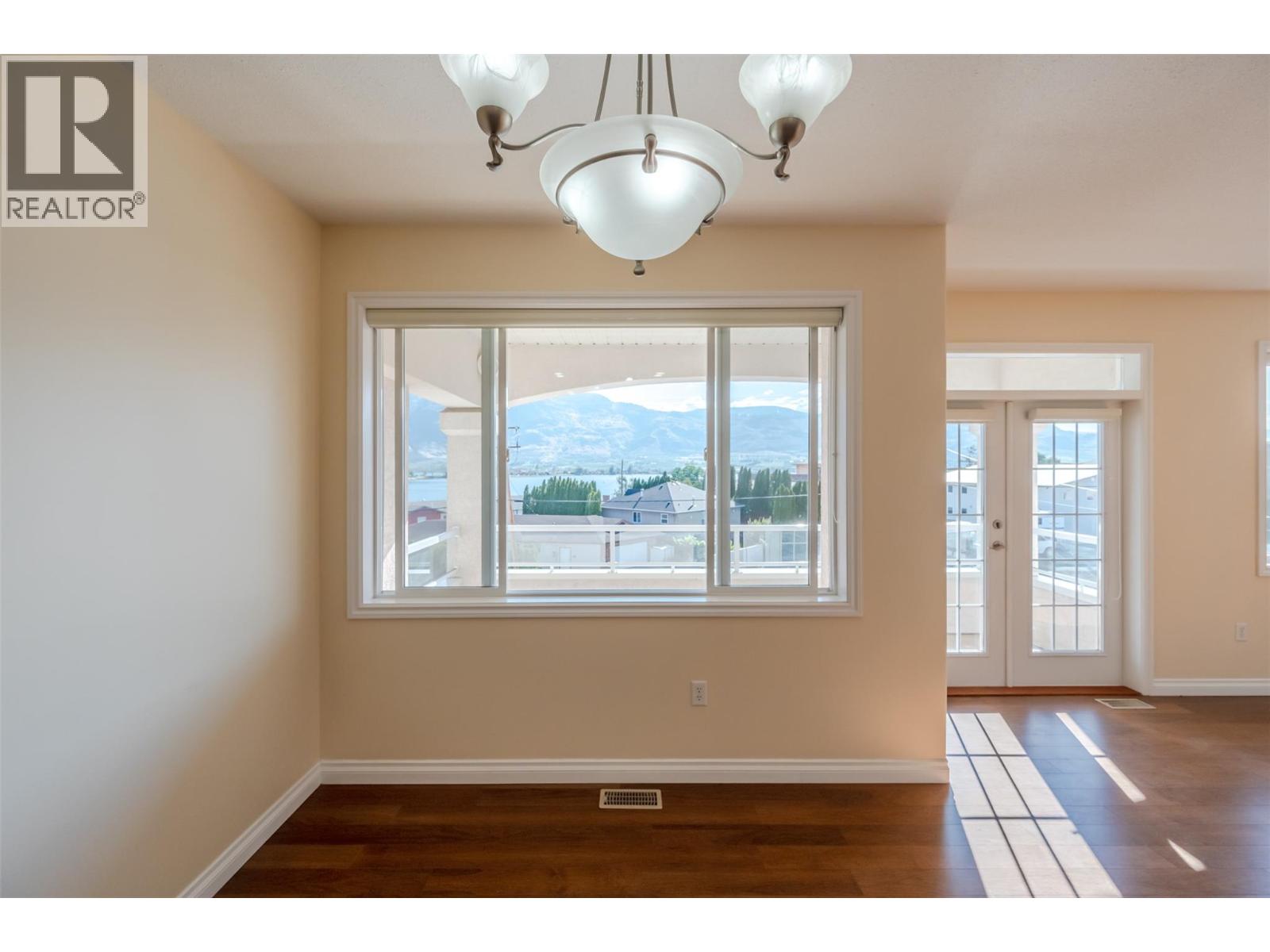 5820 89th Street Unit# 301, Osoyoos