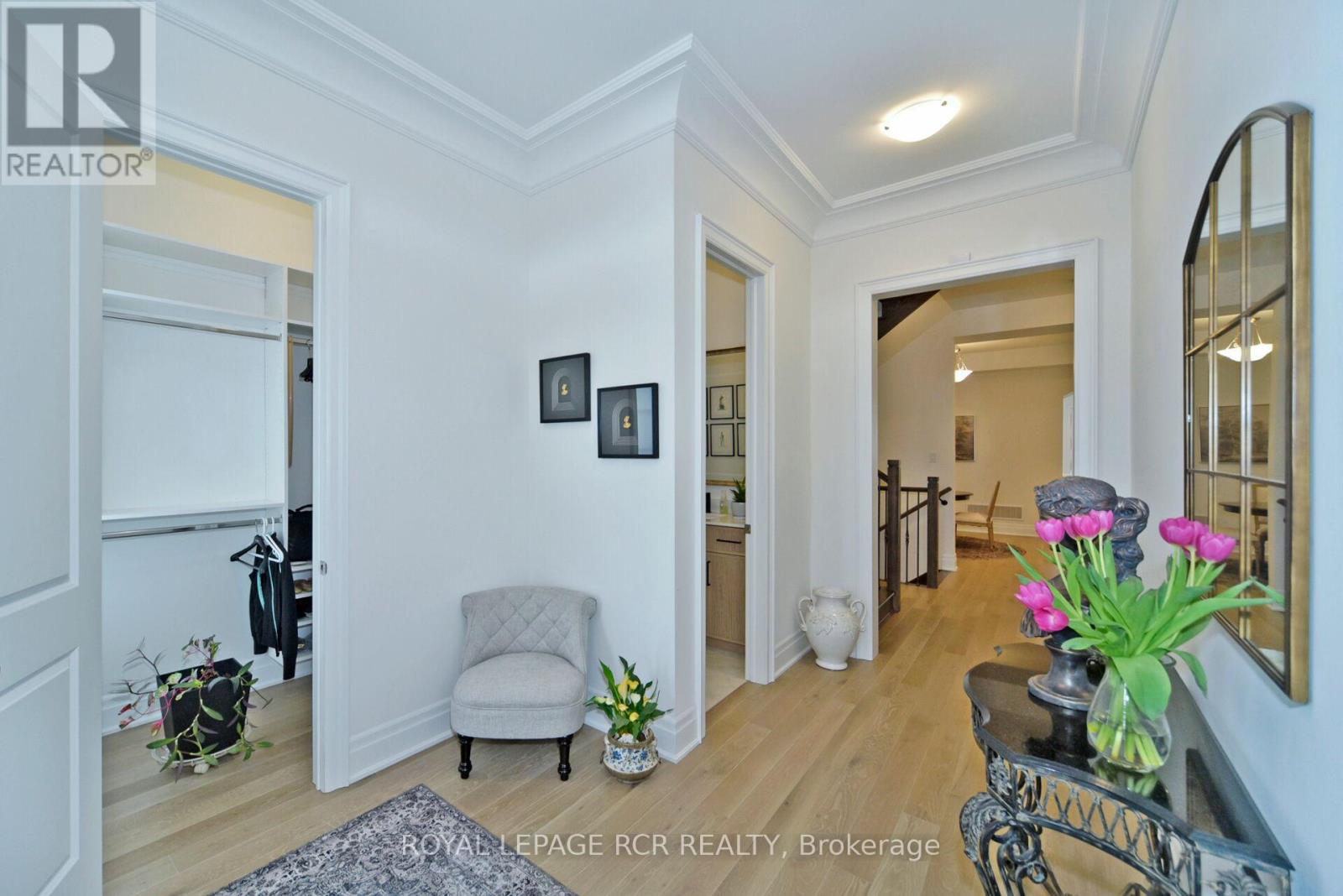 200 SILVER CREEK DRIVE - 4