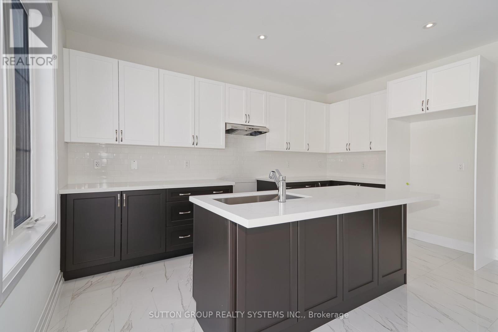 9 SUN VALLEY AVENUE - 16