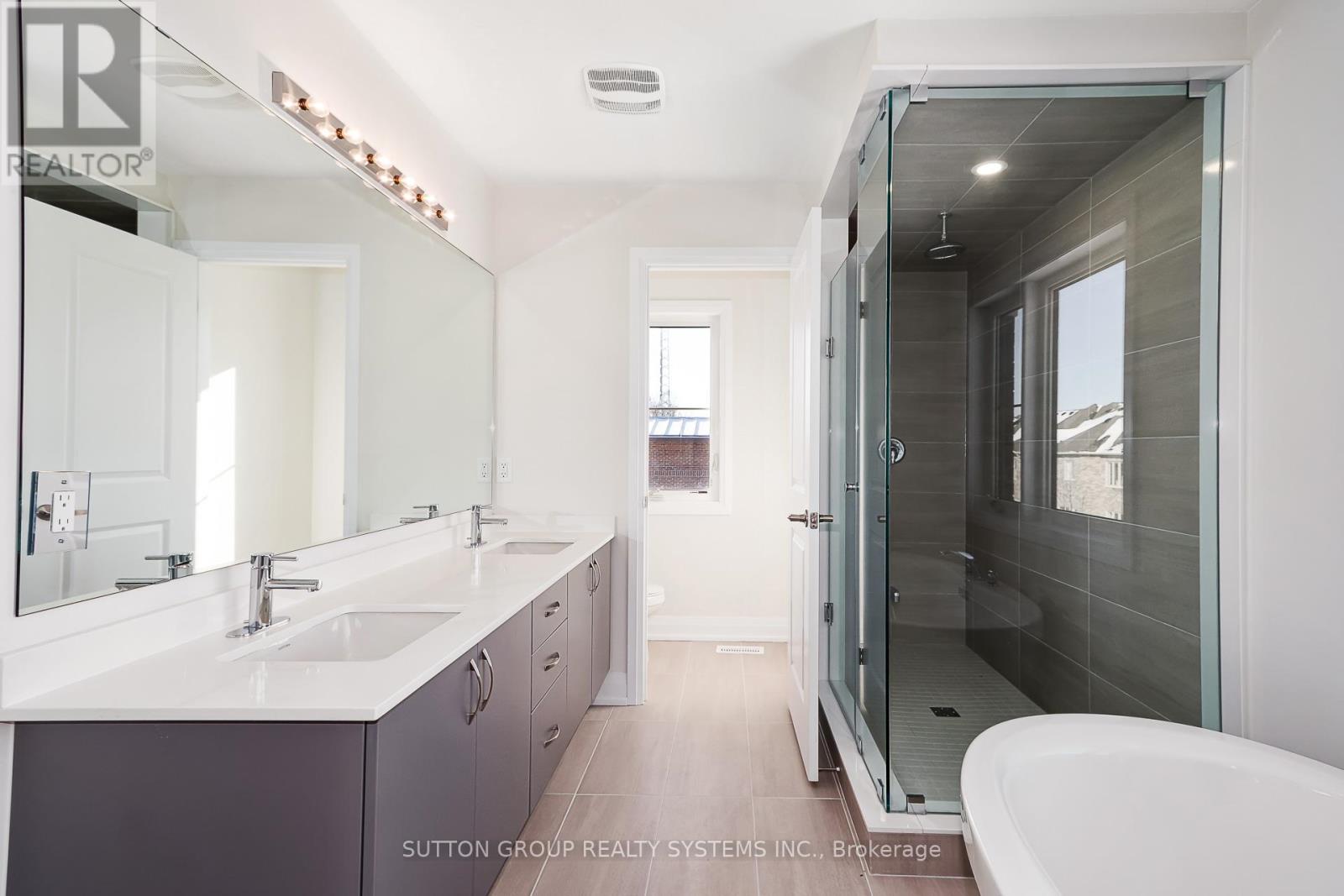 9 SUN VALLEY AVENUE - 34