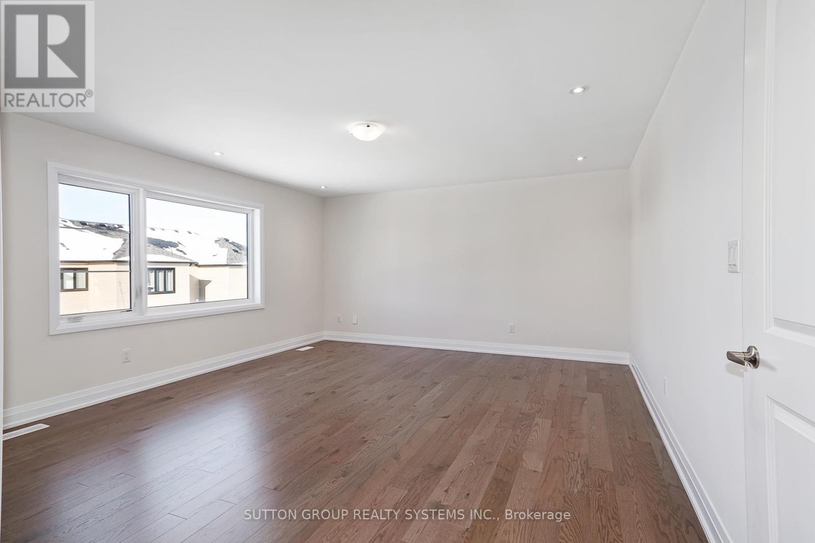 9 SUN VALLEY AVENUE - 35