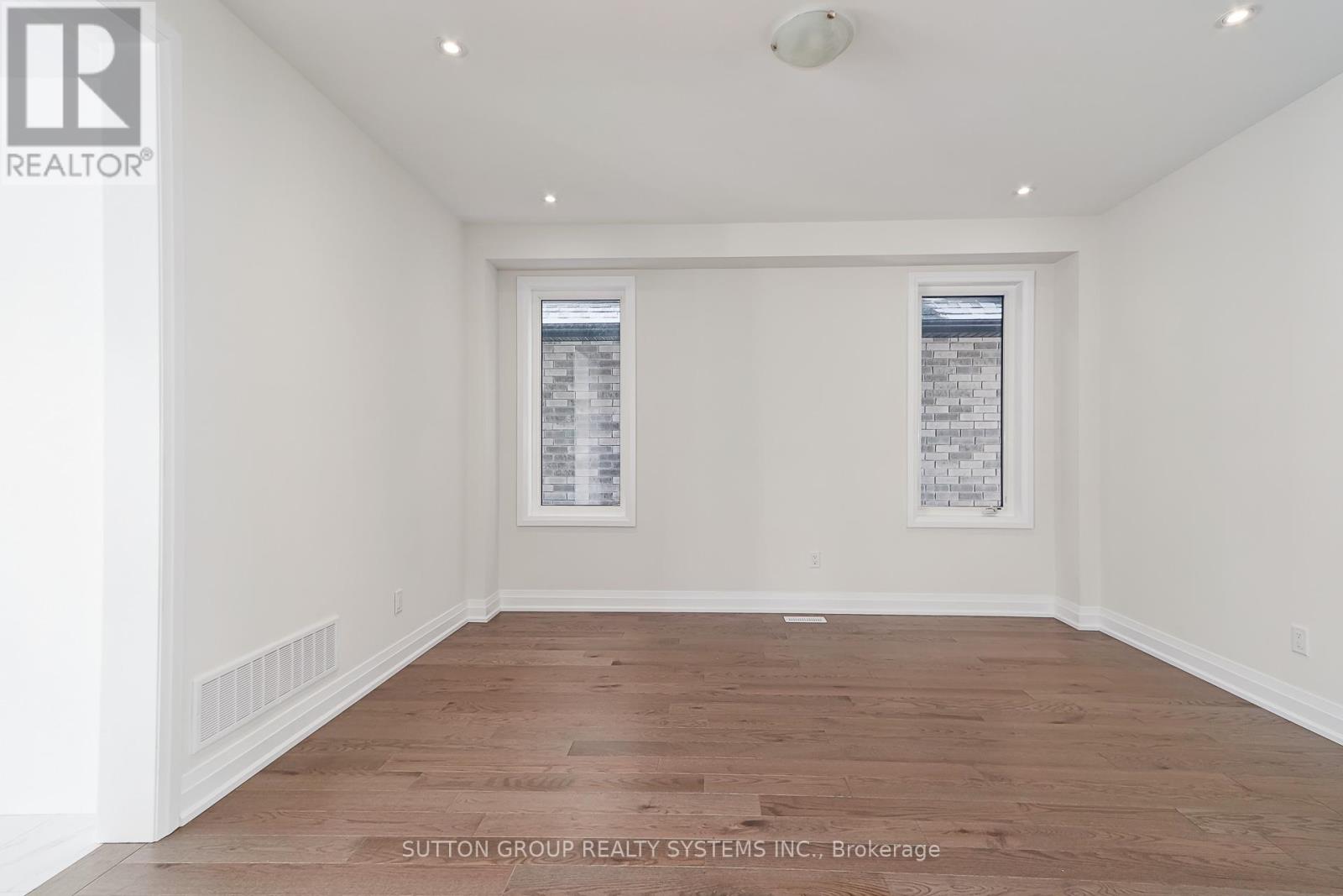 9 SUN VALLEY AVENUE - 8