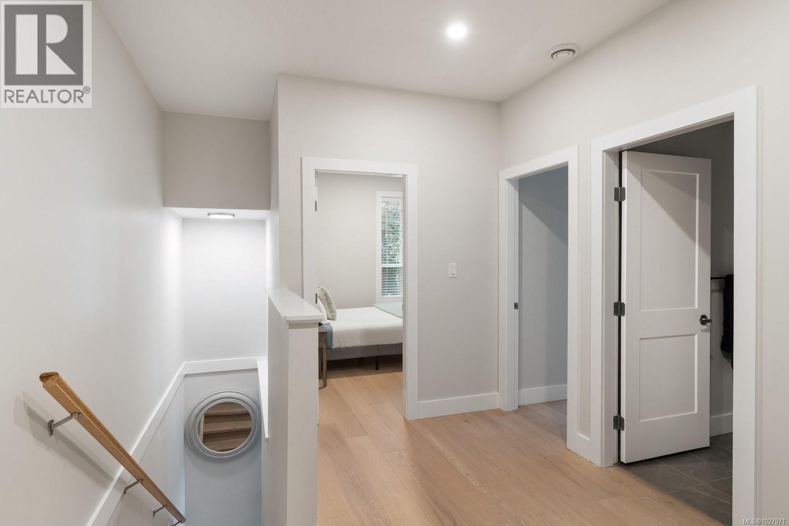 1155 Silver Spray Dr, Sooke