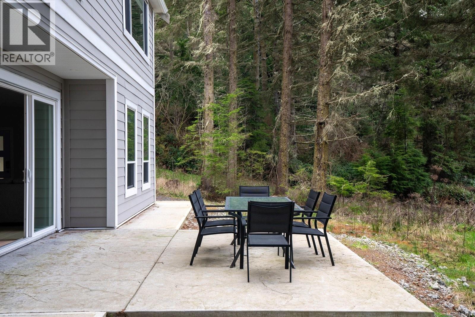 1155 Silver Spray Dr, Sooke