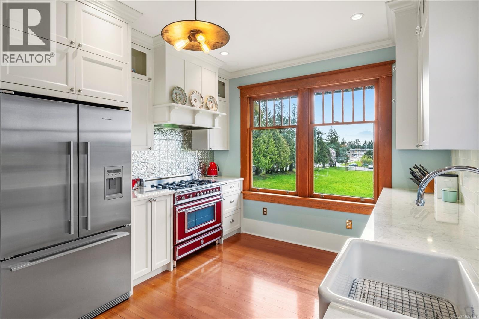  1160 Reynolds Road, Saanich