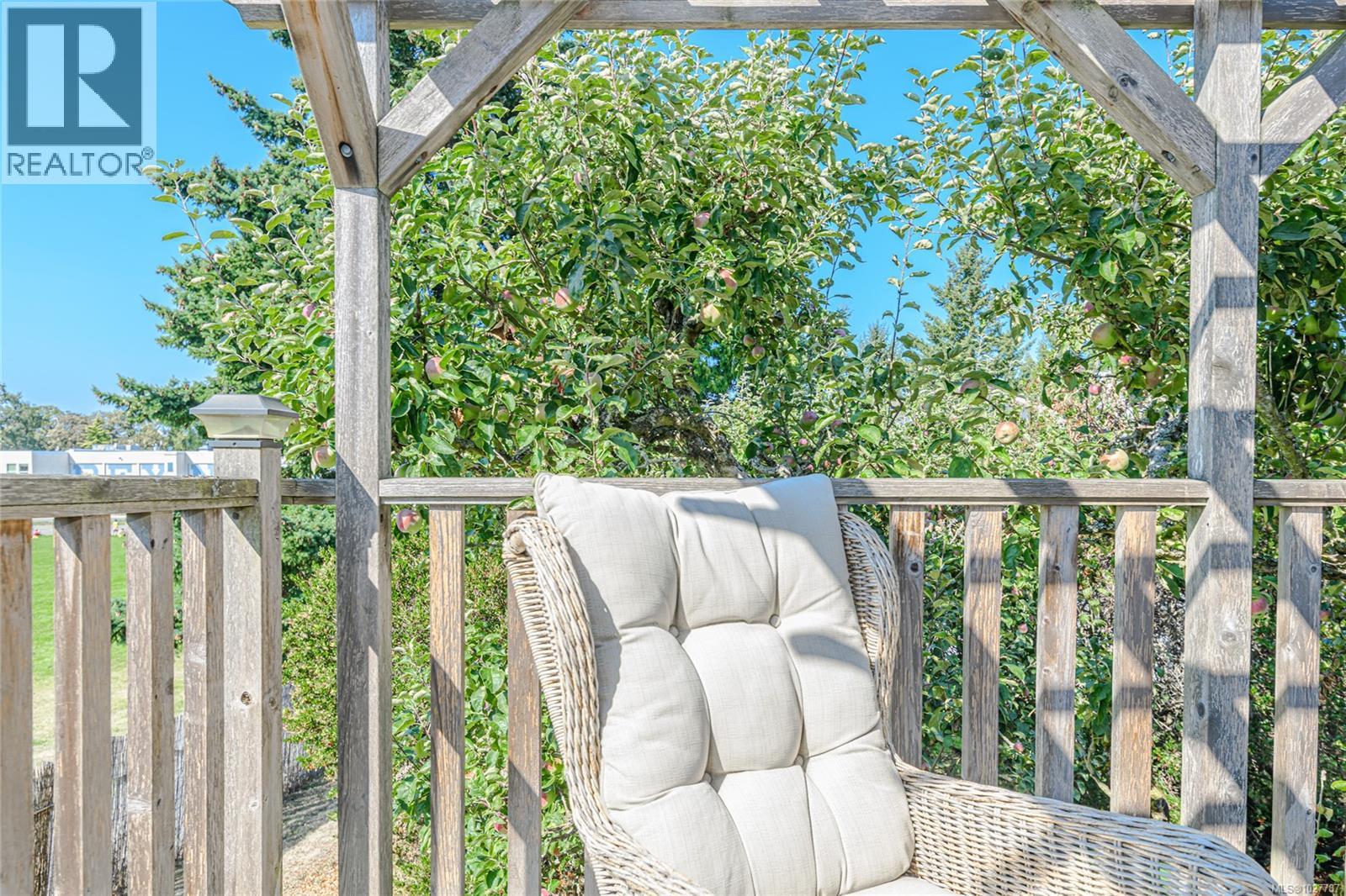  1160 Reynolds Road, Saanich