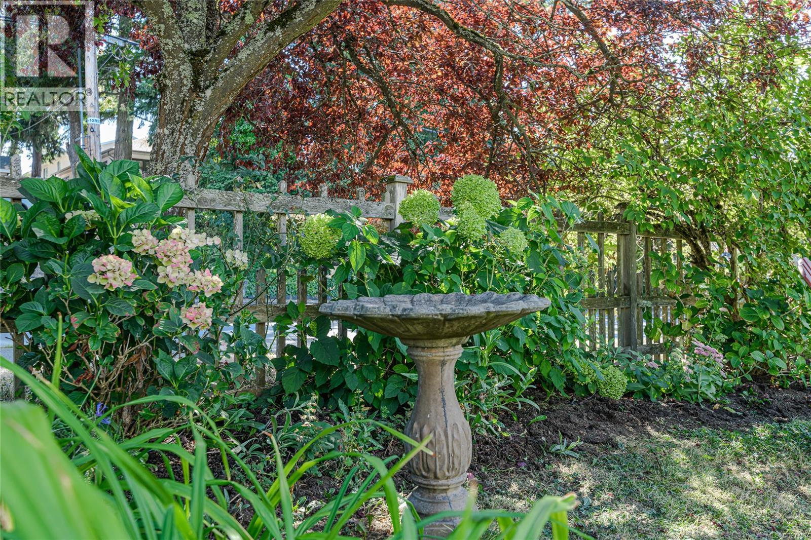  1160 Reynolds Road, Saanich