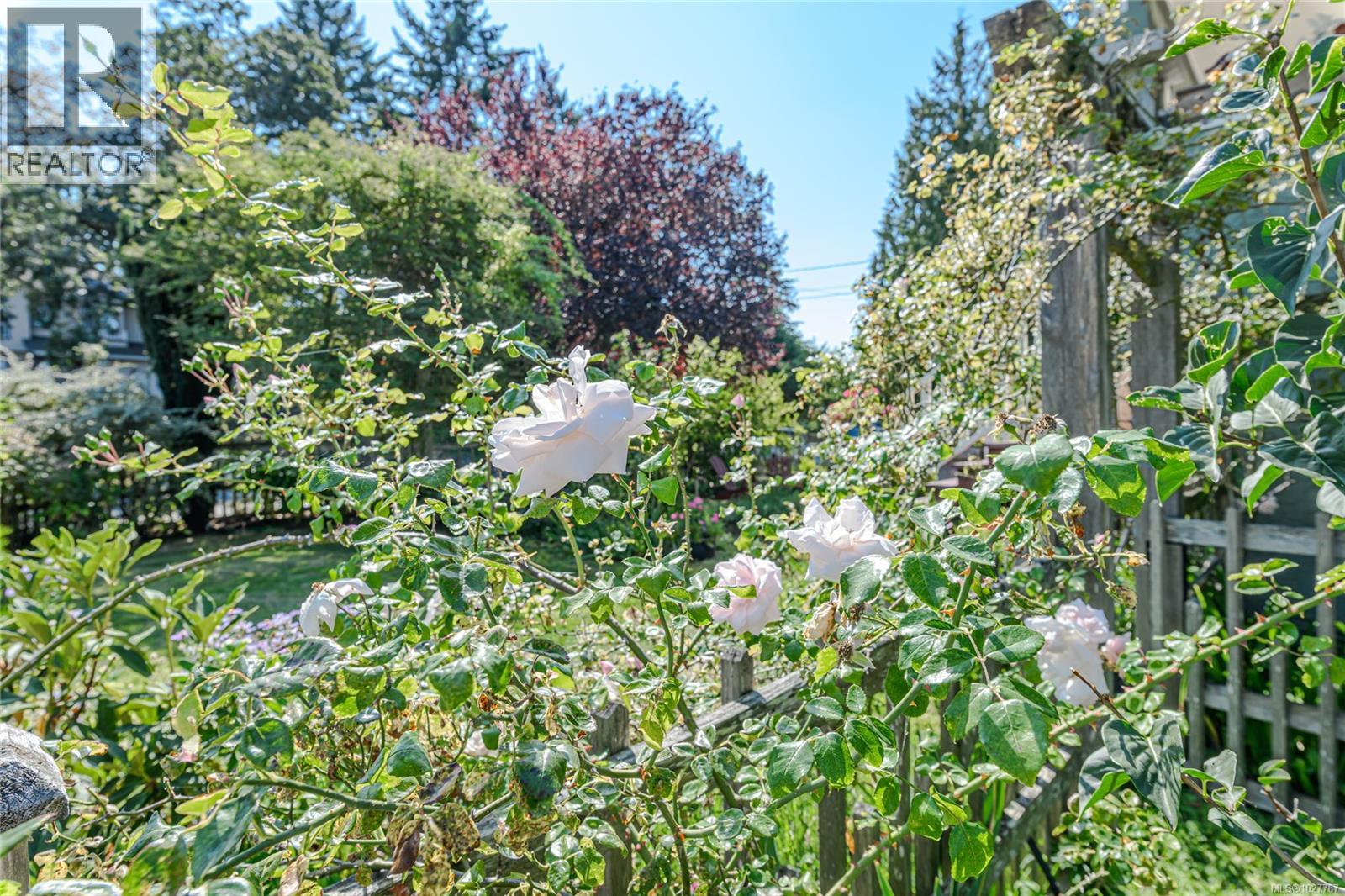  1160 Reynolds Road, Saanich