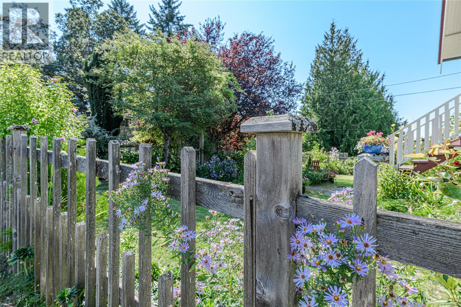  1160 Reynolds Road, Saanich