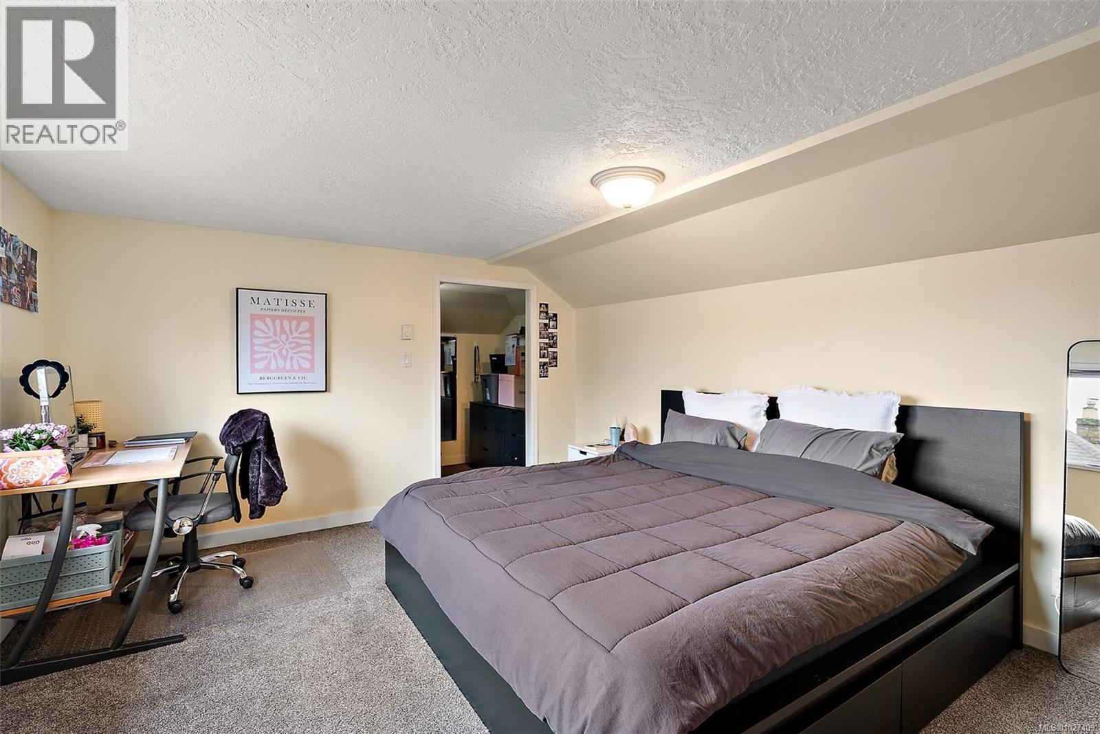  2183 Foul Bay Road, Oak Bay