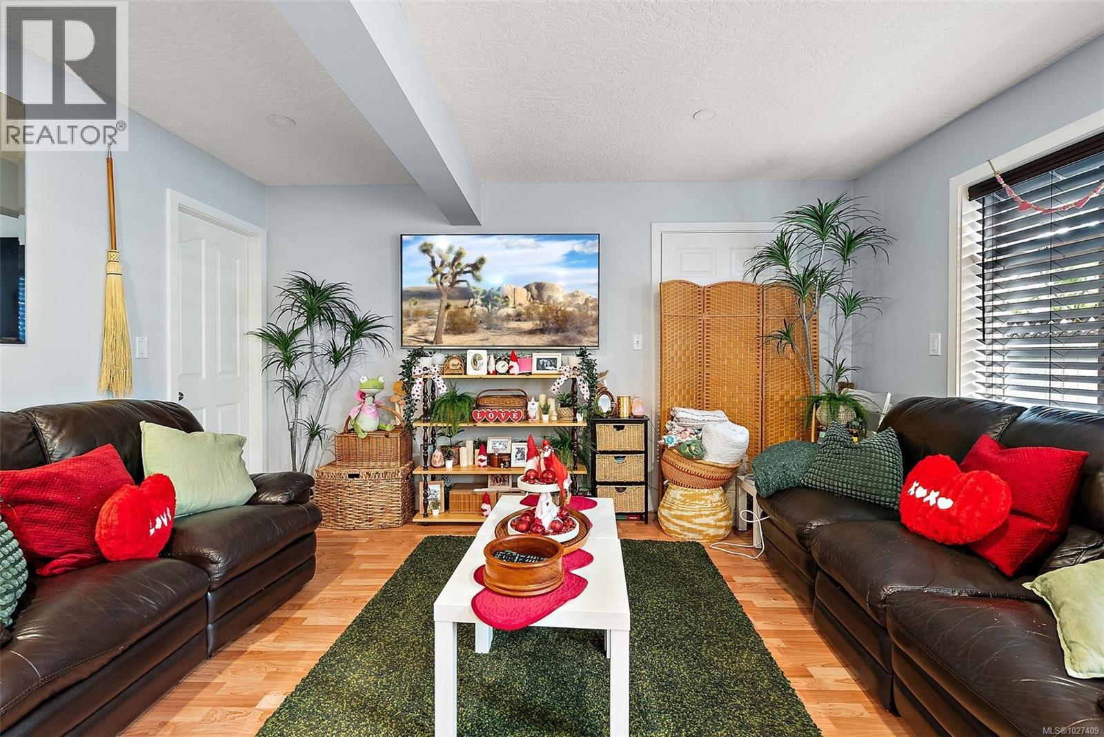  2183 Foul Bay Road, Oak Bay