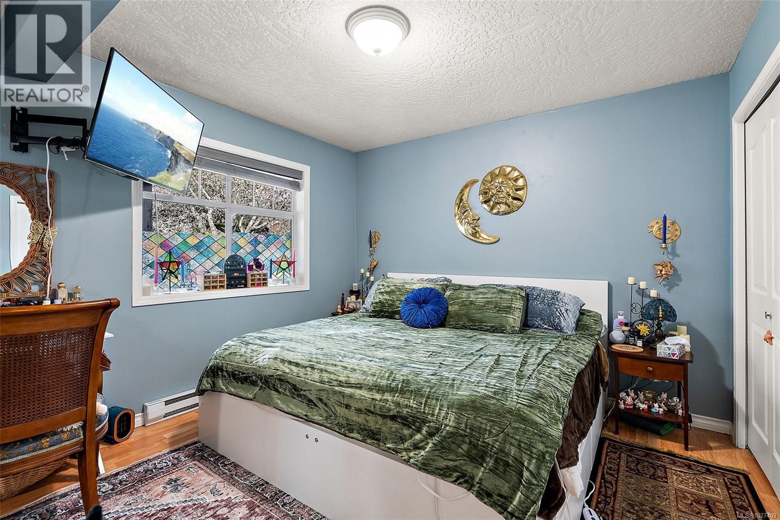  2183 Foul Bay Road, Oak Bay