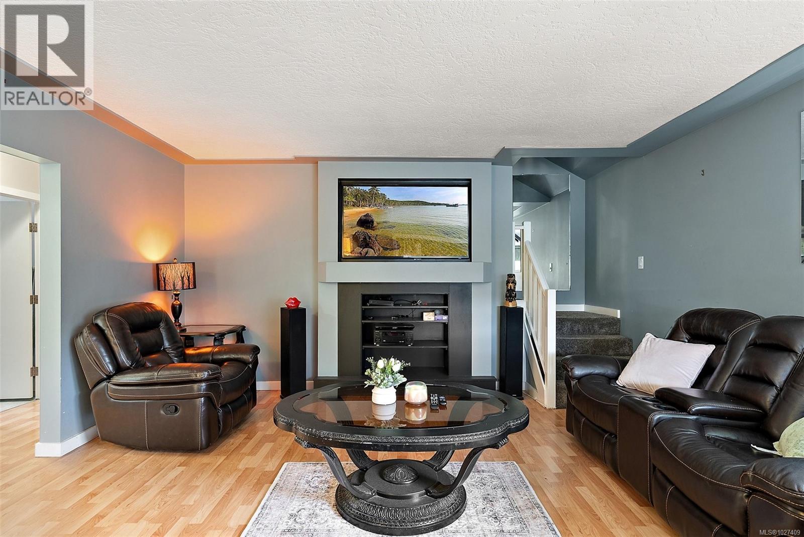  2183 Foul Bay Road, Oak Bay