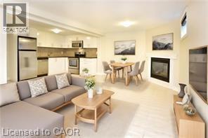 25 ENDFIELD Avenue Unit# 2