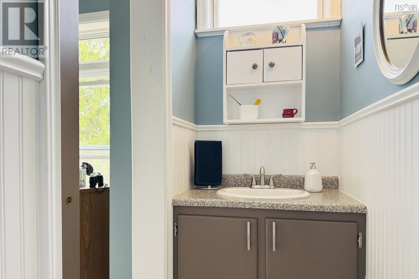 Property 19 of 43 of 100 Spring Street