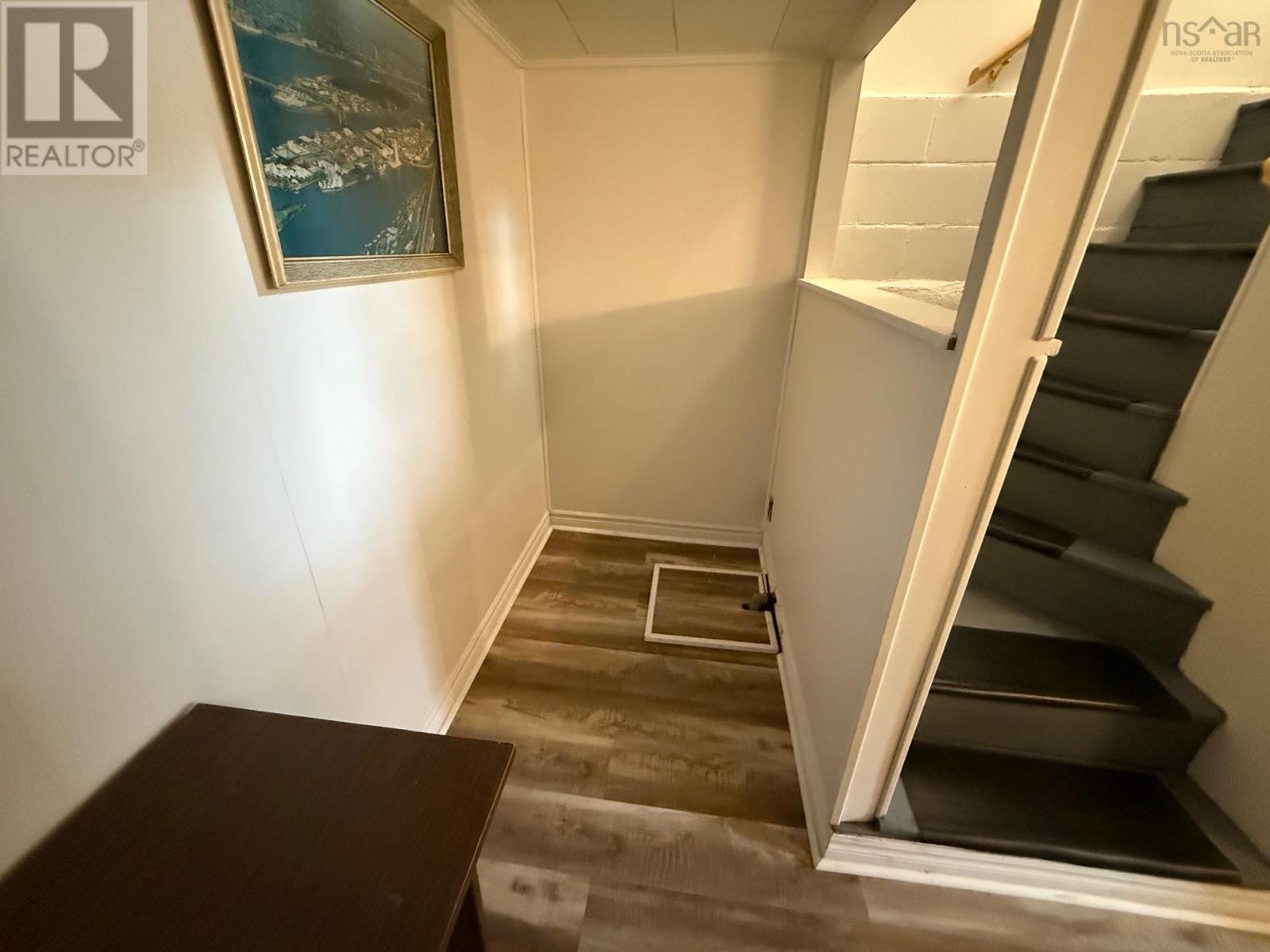 Property 33 of 49 of 396 Highway 208