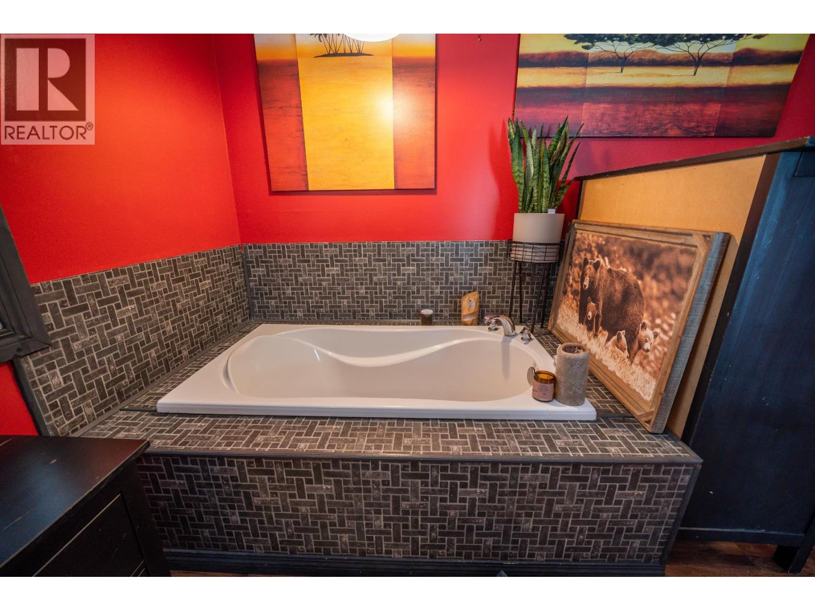 8311 99 AVENUE, Fort St. John