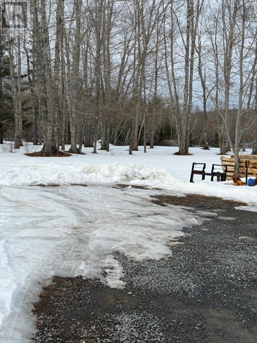 Property 49 of 49 of 396 Highway 208