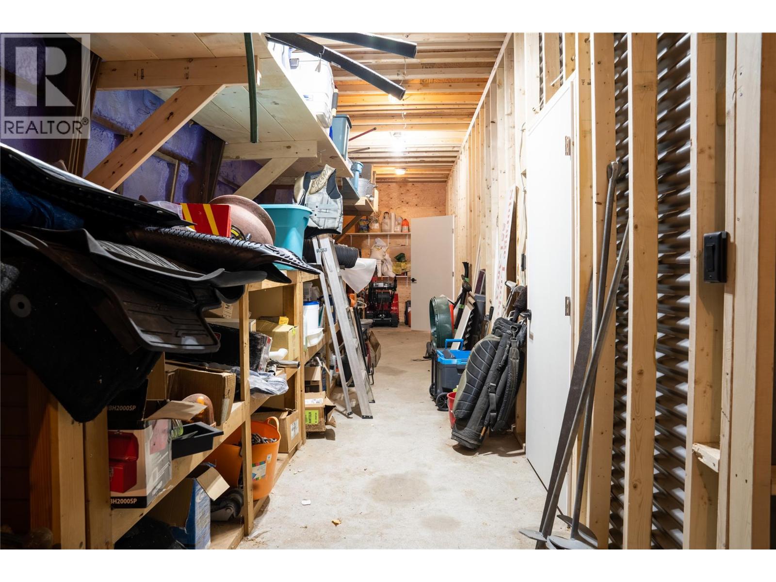 6142 HIGHWAY 3A HIGHWAY - 36