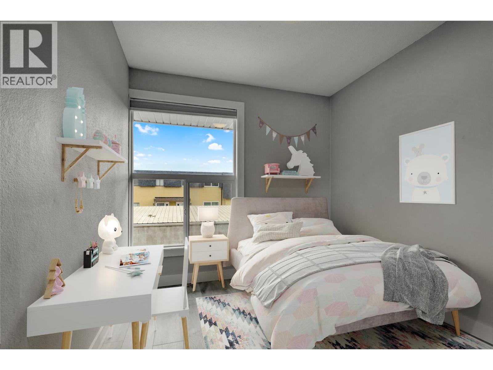 4 1255 Bernard Avenue, Kelowna