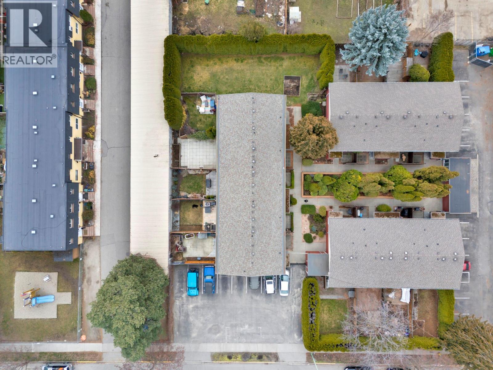 4 1255 Bernard Avenue, Kelowna