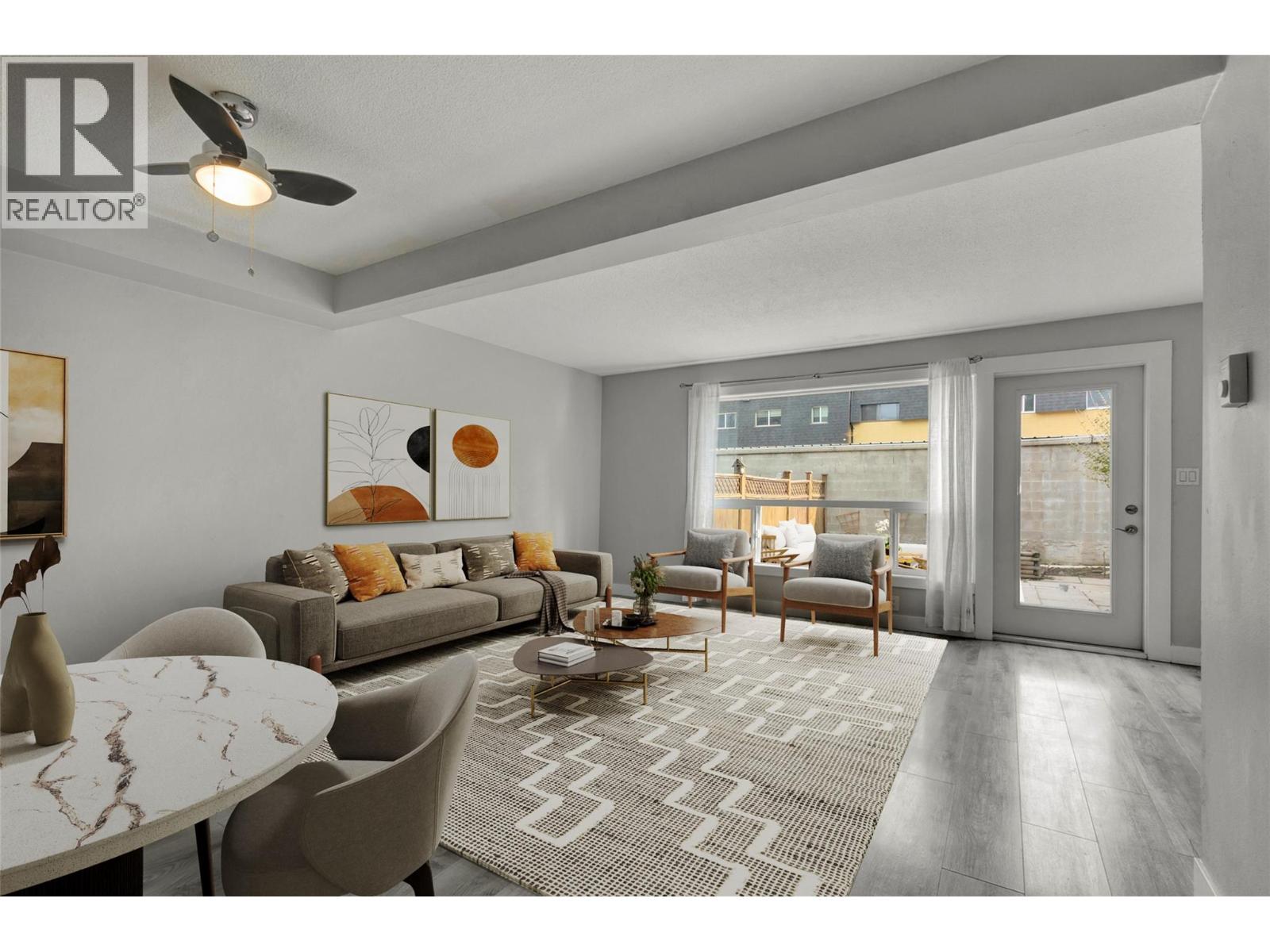 4 1255 Bernard Avenue, Kelowna