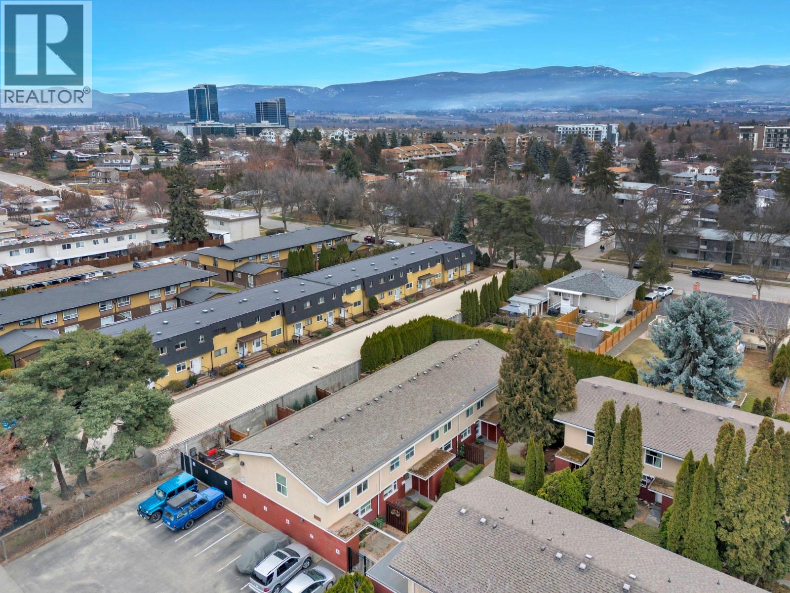 4 1255 Bernard Avenue, Kelowna
