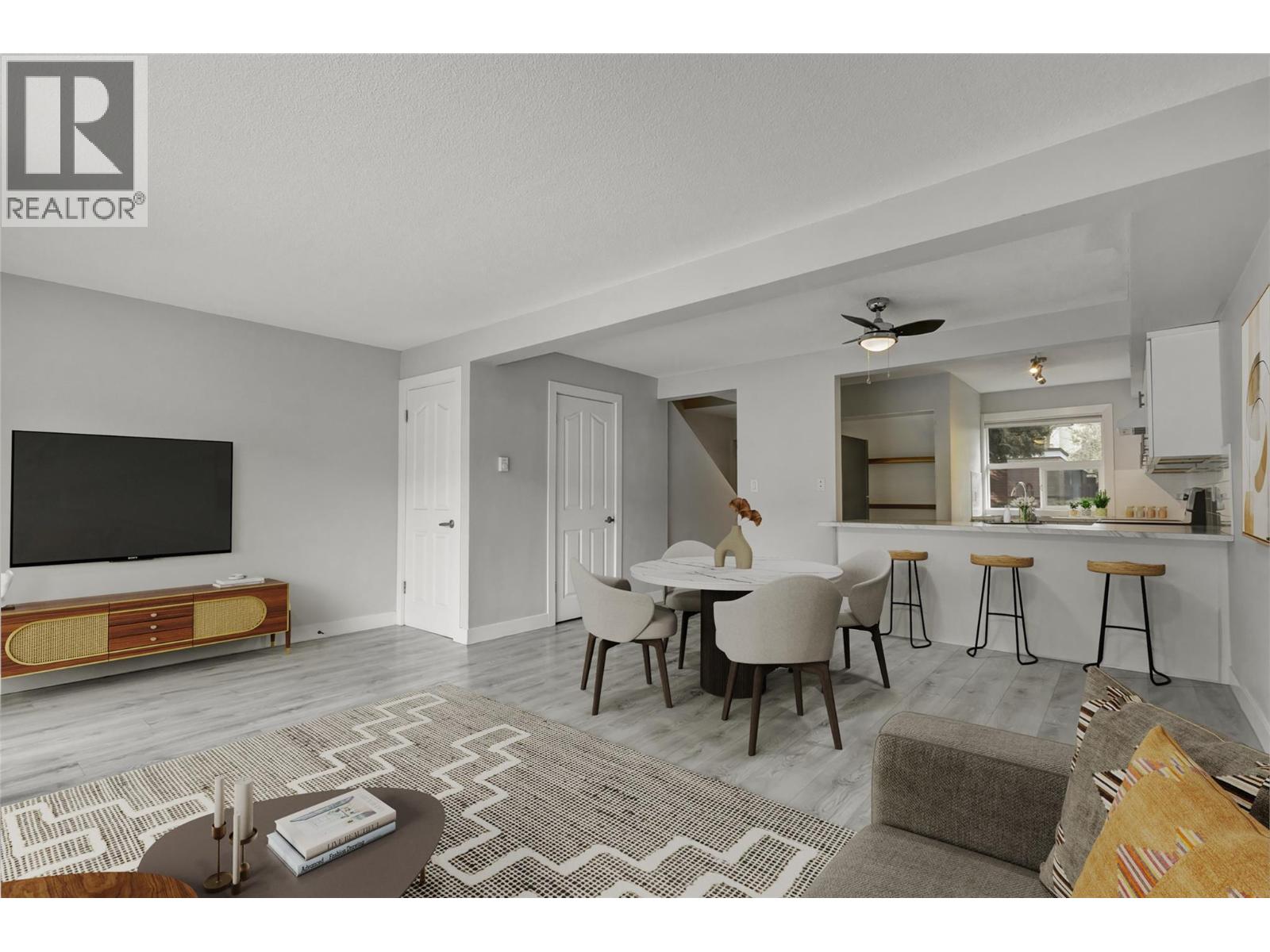 4 1255 Bernard Avenue, Kelowna