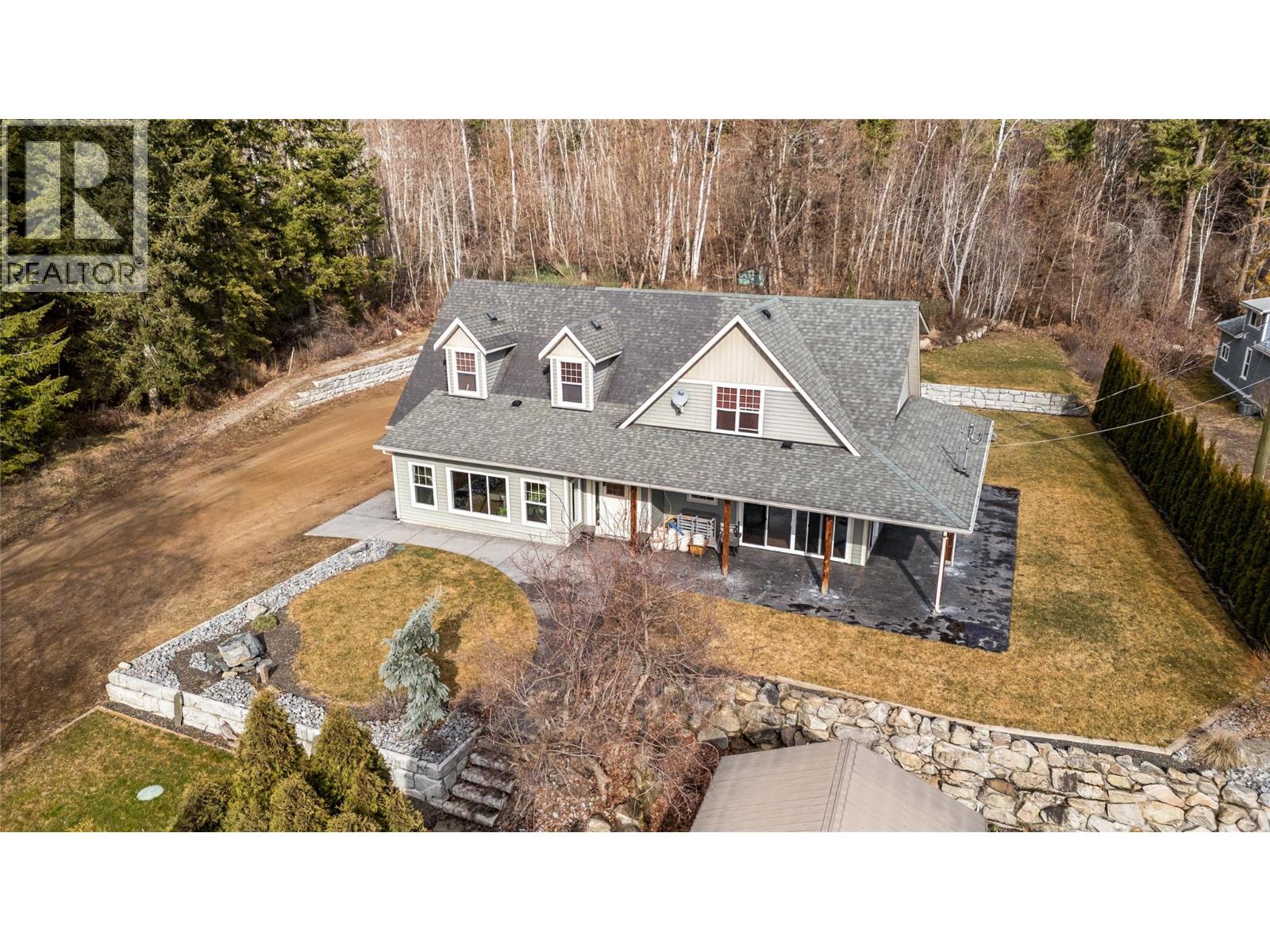  3751 65 Avenue Northwest, Salmon Arm