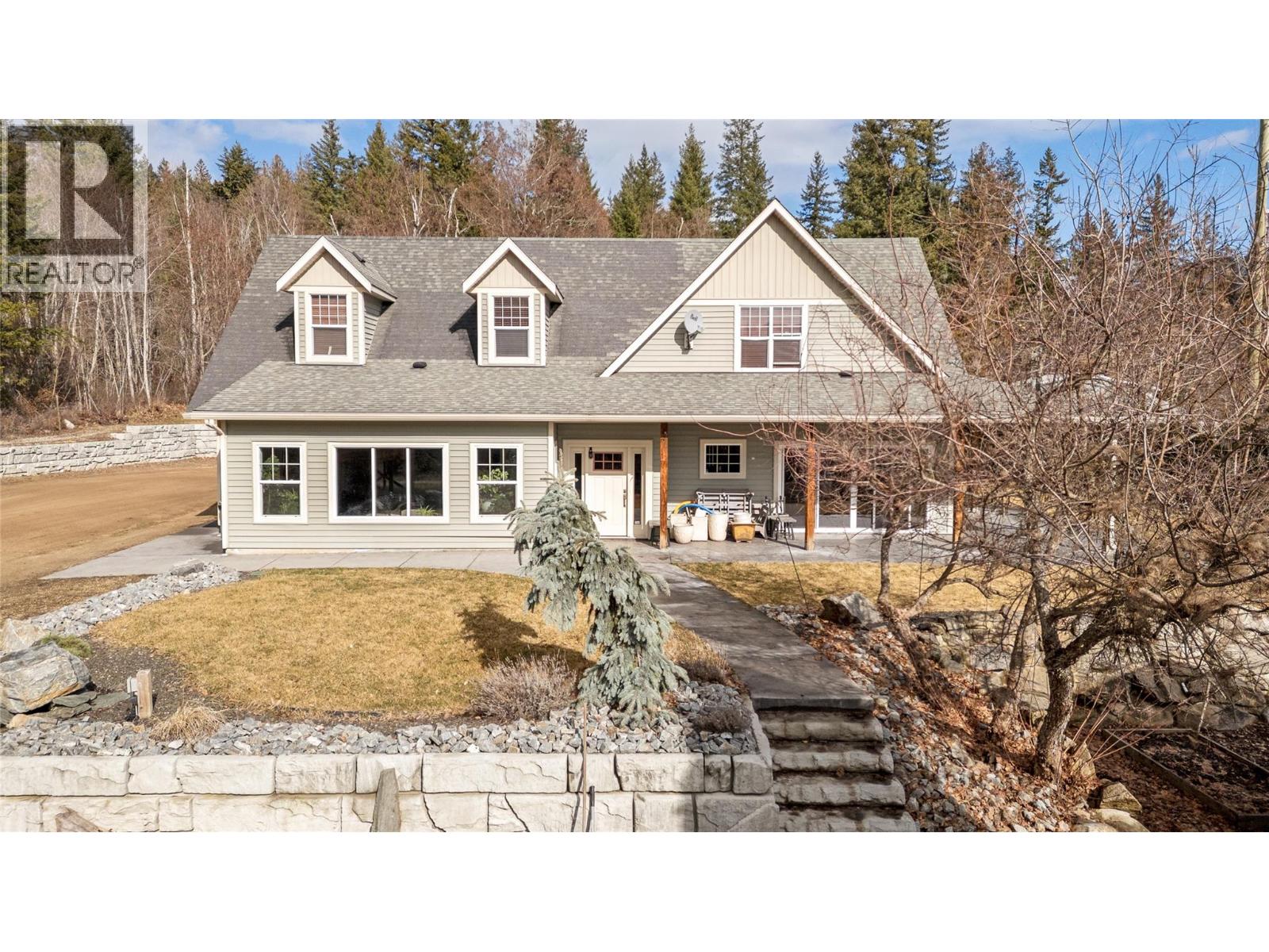  3751 65 Avenue Northwest, Salmon Arm