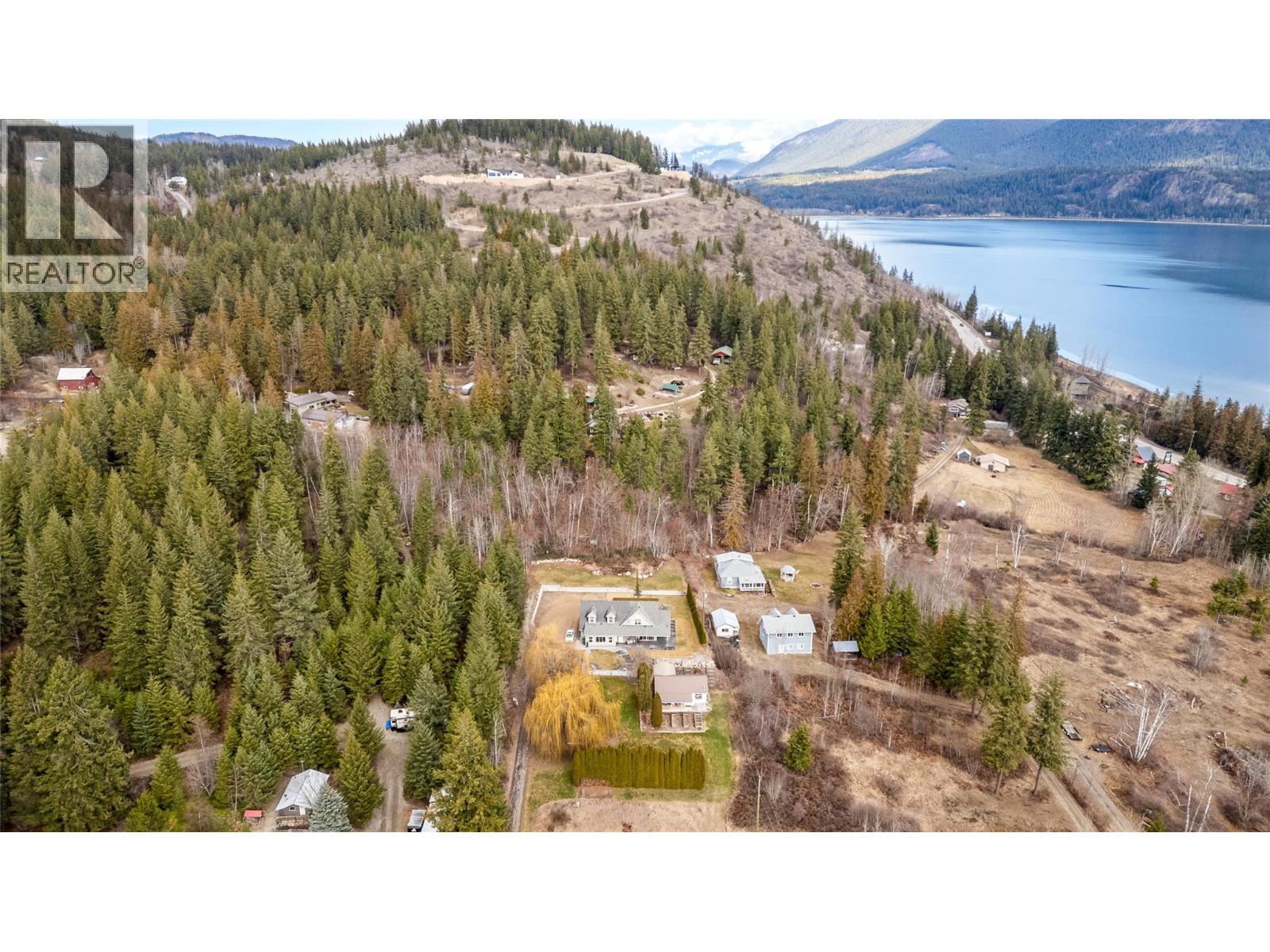  3751 65 Avenue Northwest, Salmon Arm