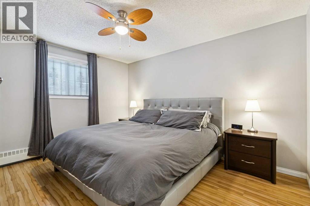 Single Family House for Sale in   Dover Point SE Dover Calgary 