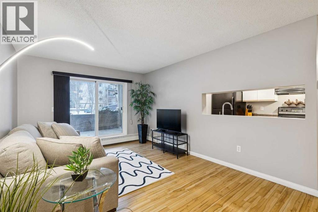 Single Family House for Sale in   Dover Point SE Dover Calgary 