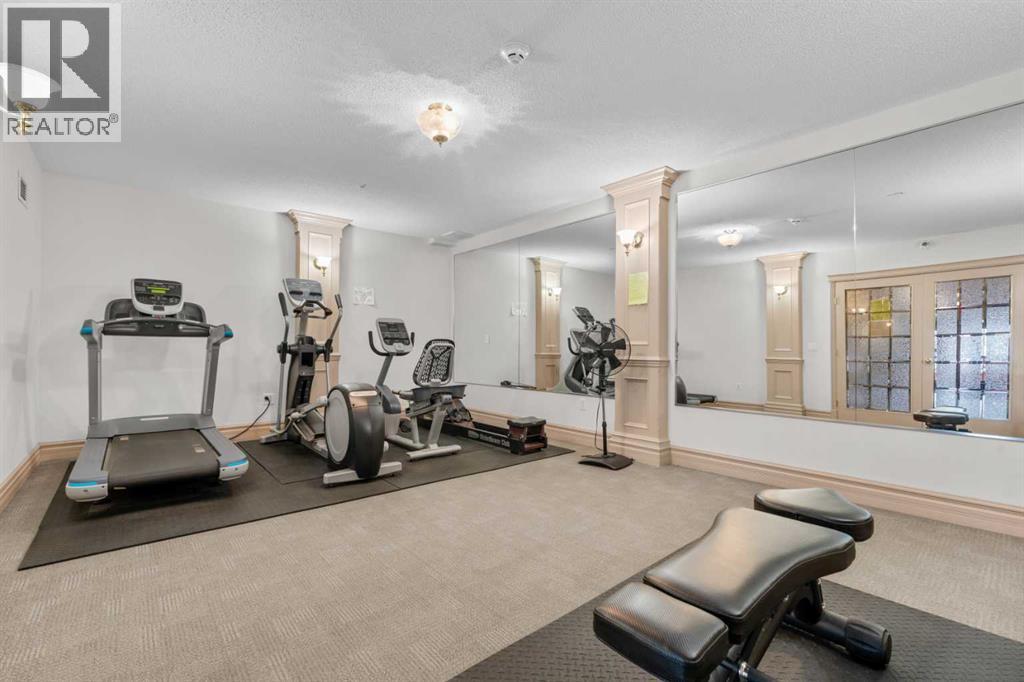 Single Family House for Sale in    Avenue NW Hillhurst Calgary 