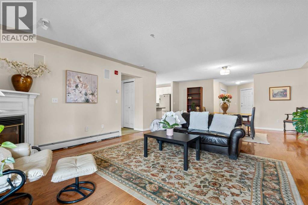 Single Family House for Sale in    Avenue NW Hillhurst Calgary 