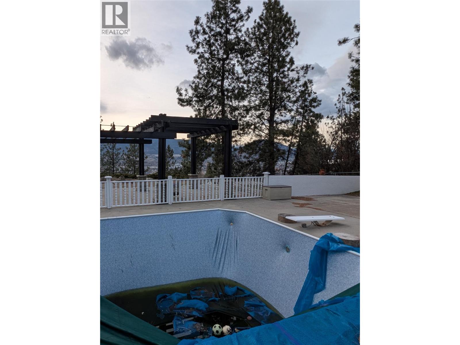 156 EVERGREEN Crescent, Penticton