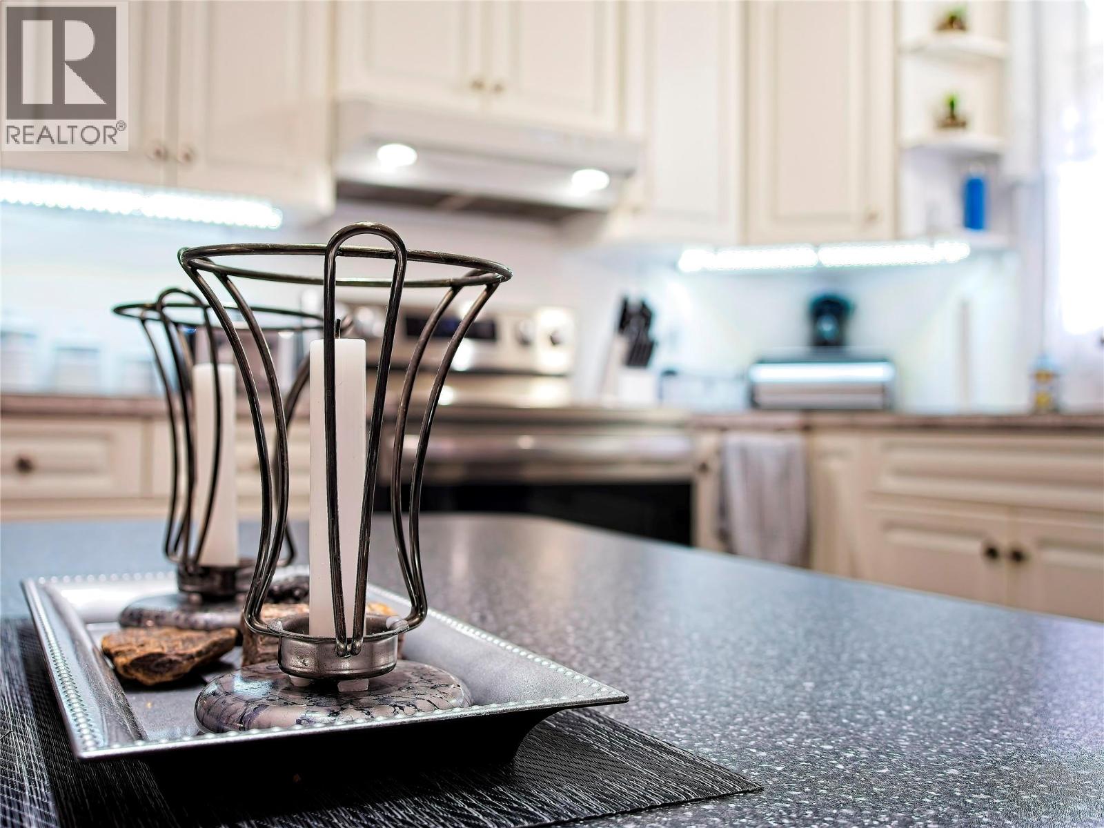 1601 COLUMBIA Avenue Unit# 9, Castlegar