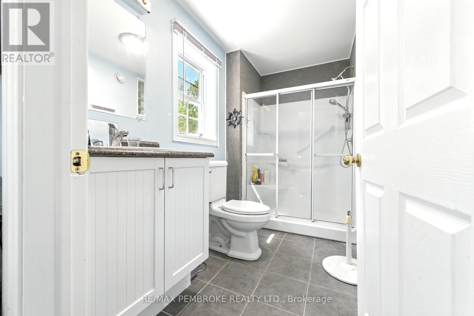625 FOREST PARK ROAD - 24