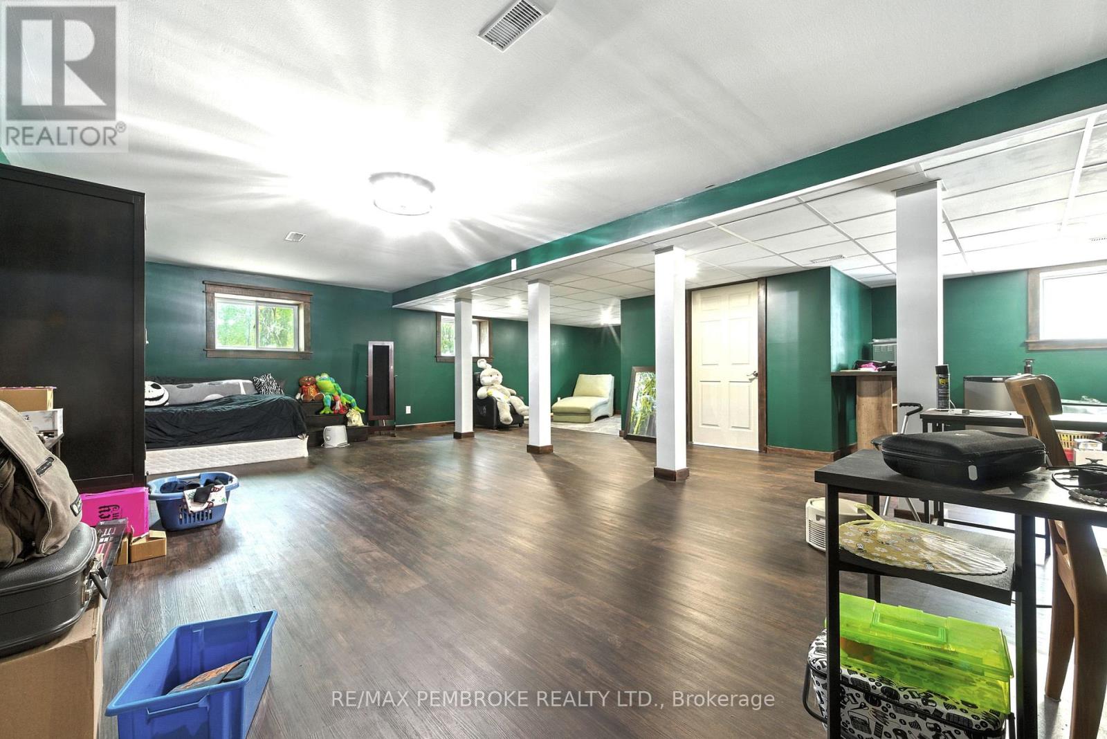 625 FOREST PARK ROAD - 26