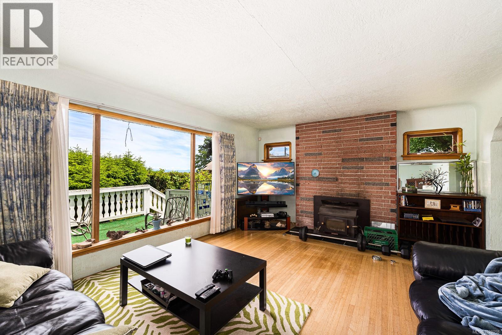 3508 ISLAND HWY S - 38