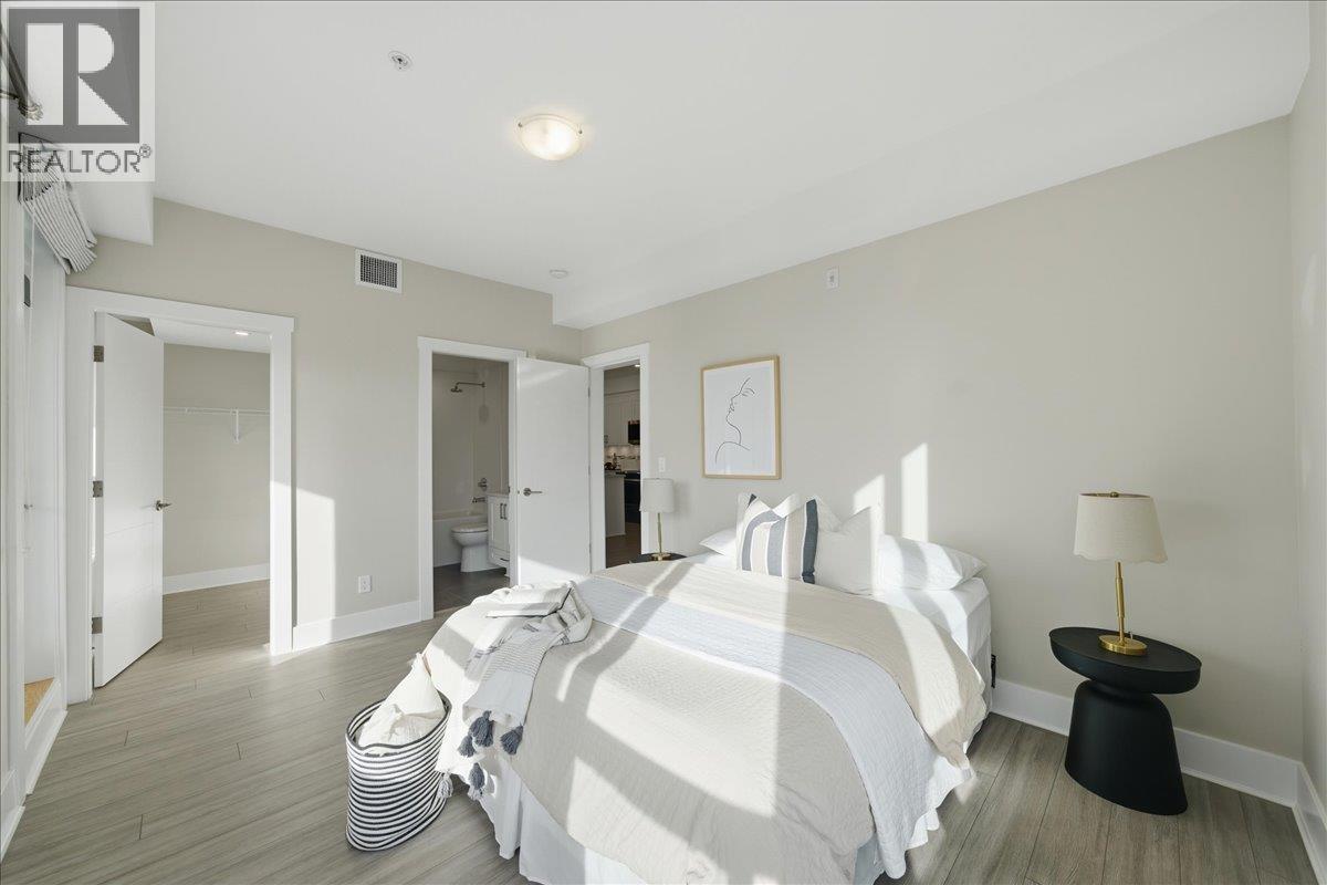 305 22335 MCINTOSH AVENUE — photo 18