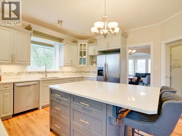 7160 KEMANO STREET, Powell River