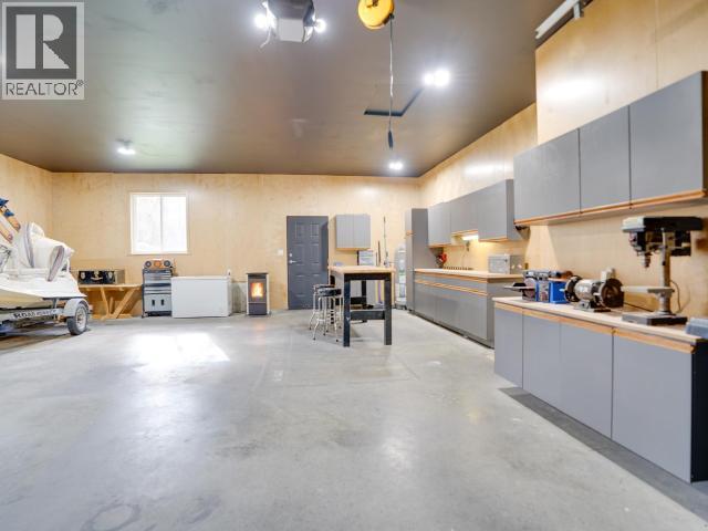 7160 KEMANO STREET, Powell River