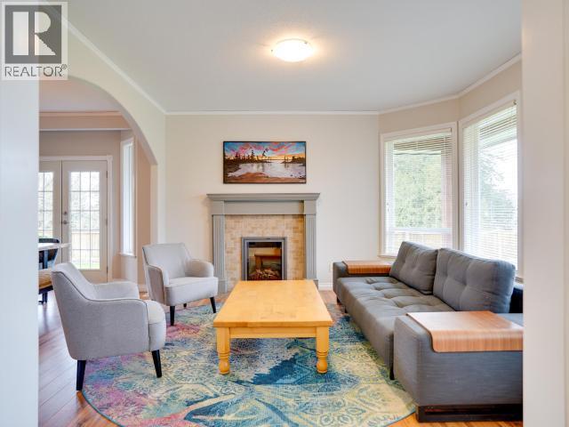 7160 KEMANO STREET, Powell River