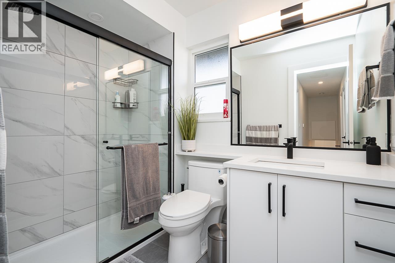 615 ALLISON PLACE, New Westminster