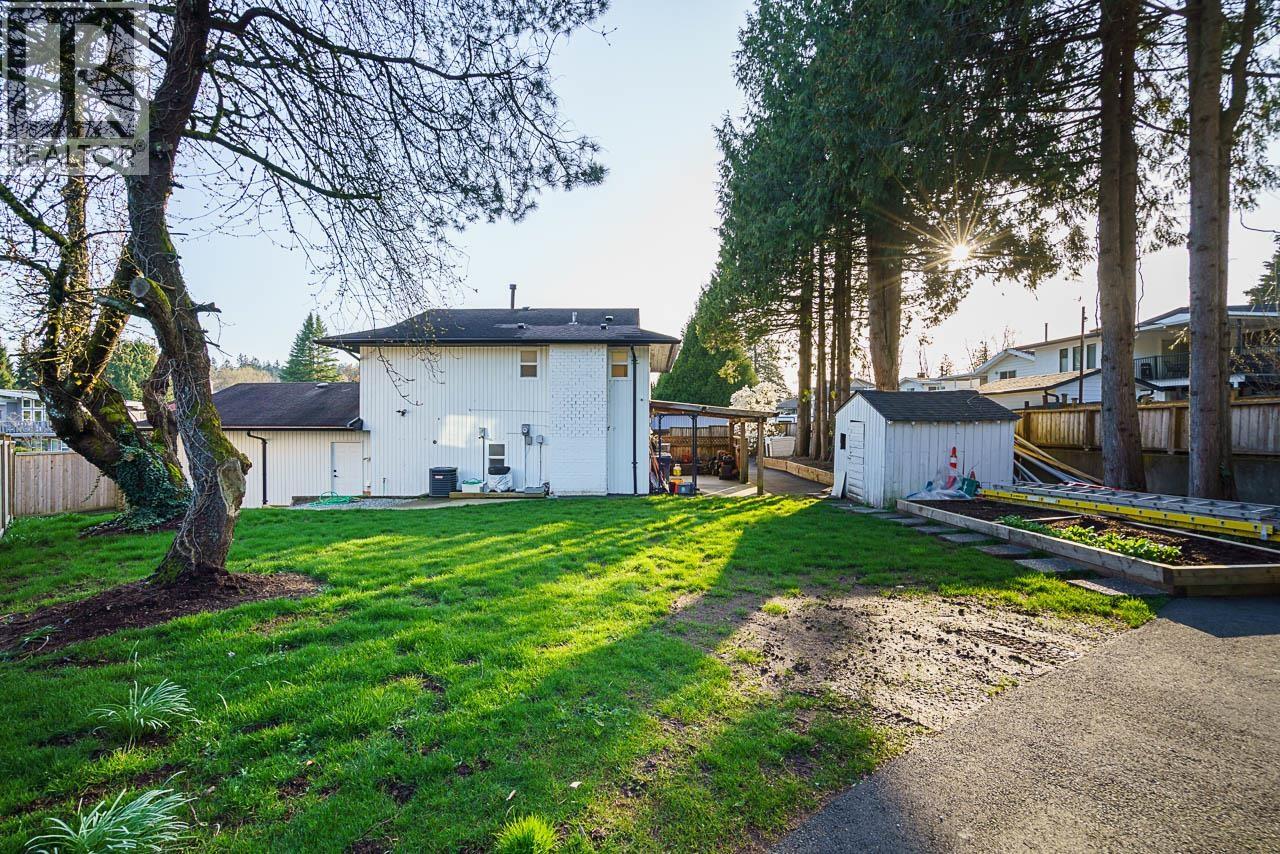 615 ALLISON PLACE, New Westminster