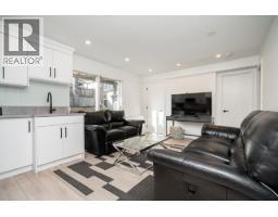 615 Allison Place, New Westminster, BC V3L5C1 Photo 25