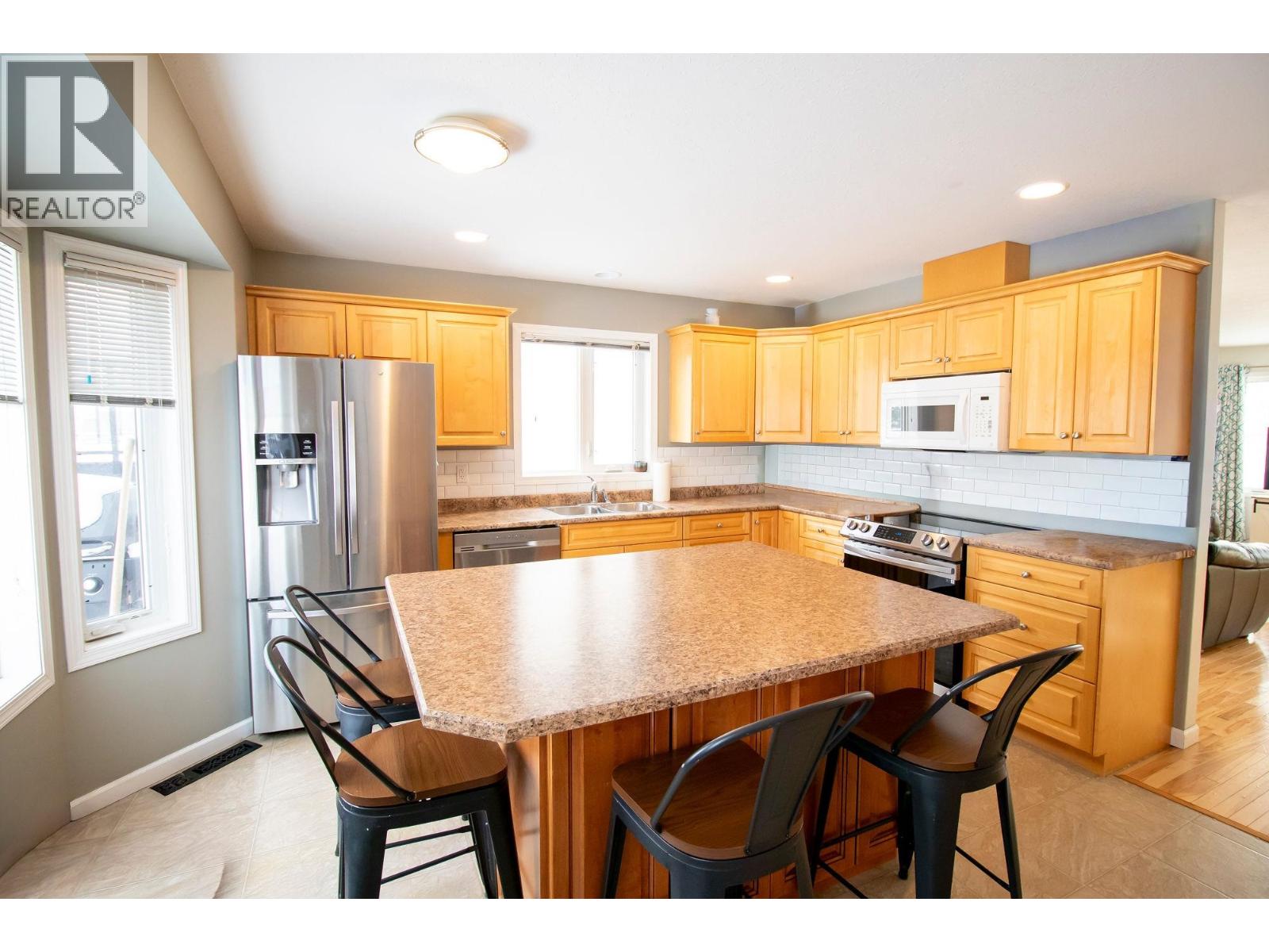 11723 91 STREET, Fort St. John